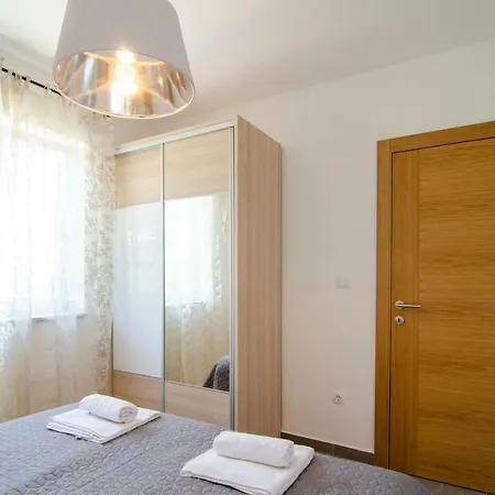 Sara 3 Appartement Bol