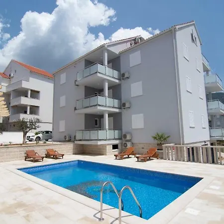 Sara 3 Appartement *