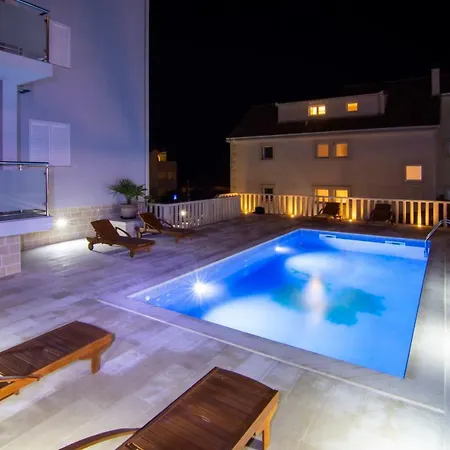 Appartement Sara 3 Bol