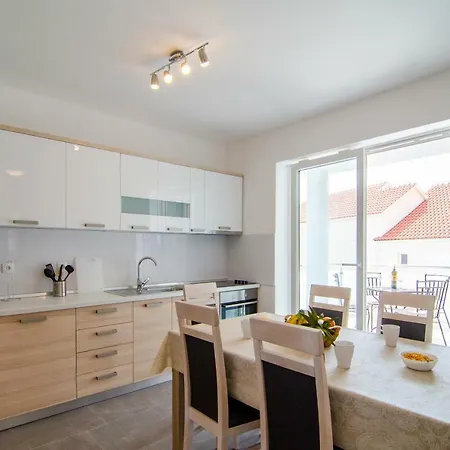 Sara 3 Appartement *