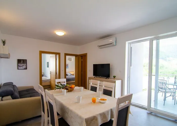 Apartament Sara 3 Bol
