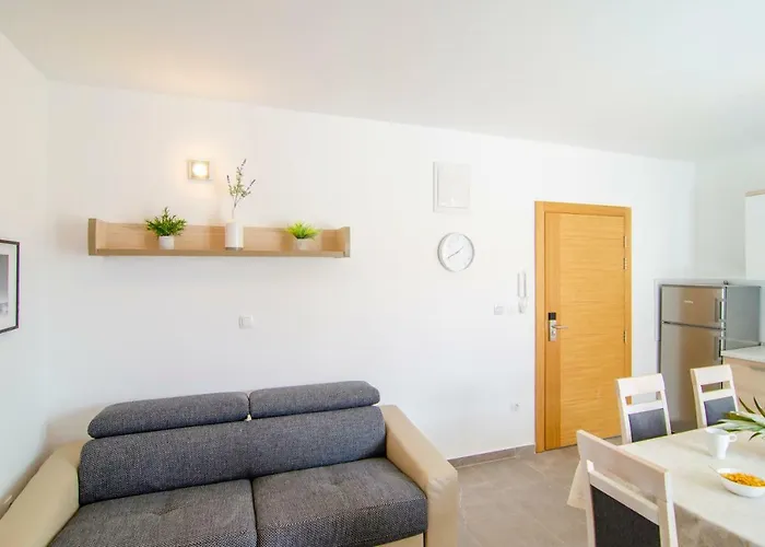 Sara 3 Apartament *