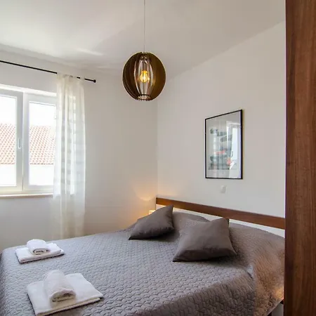 Apartment Sara 3 Bol