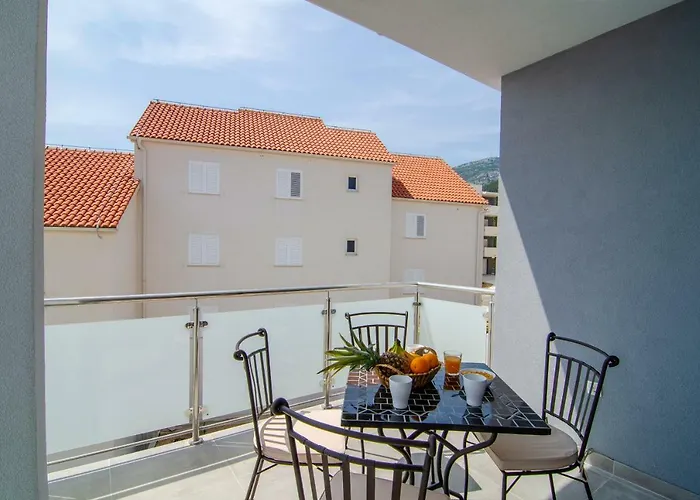 Διαμέρισμα Sara 3