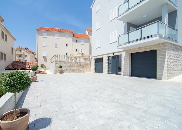 Sara 3 Διαμέρισμα Μπολ